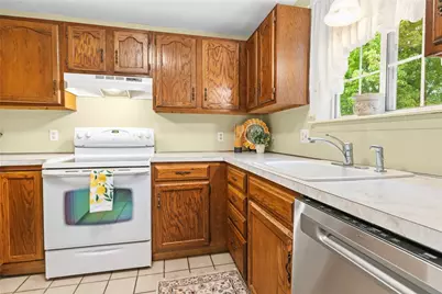 85 Governors Hill #595, West Warwick, RI 02893 - Photo 11