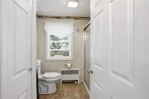 143 Balch St, Pawtucket, RI 02861 - Photo 15