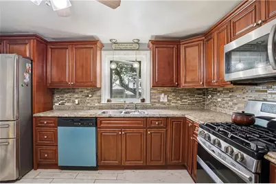 143 Balch Street, Pawtucket, RI 02861 - Photo 5