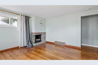 22 Balbo Street, Pawtucket, RI 02860 - Photo 7
