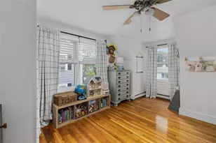 25 Farm St, Cranston, RI 02920 - Photo 23