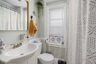 56 Barton St, Providence, RI 02909 - Photo 21