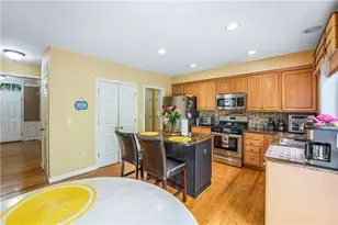 115 Castle Rock Rd, Warwick, RI 02886 - Photo 15