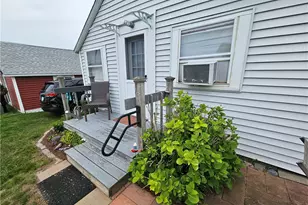 854 Matunuck Beach Rd, South Kingstown, RI 02879 - Photo 3