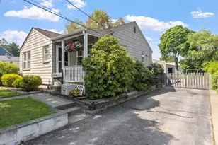 62 Gardiner Ave, East Providence, RI 02914 - Photo 3