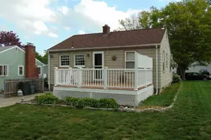 62 Gardiner Ave, East Providence, RI 02914 - Photo 17