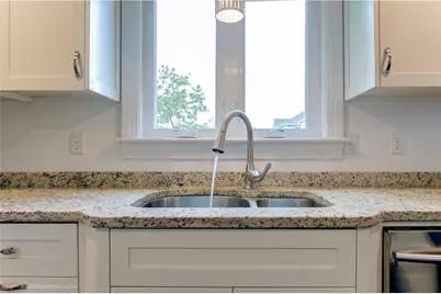 523 Bristol Ferry Road, Portsmouth, RI 02871 - Photo 21