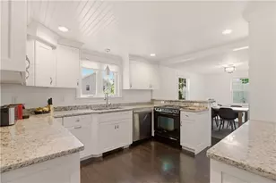 523 Bristol Ferry Rd, Portsmouth, RI 02871 - Photo 15