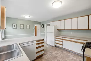 29 Parker St St, Lincoln, RI 02865 - Photo 21