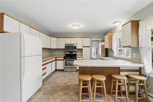 29 Parker St St, Lincoln, RI 02865 - Photo 3