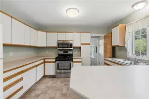 29 Parker St St, Lincoln, RI 02865 - Photo 17