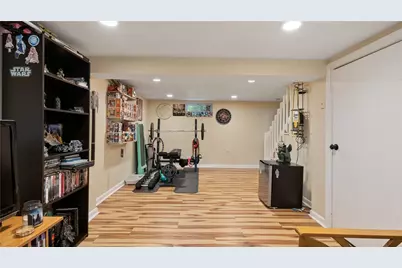 162 Thatcher Street, East Providence, RI 02916 - Photo 23