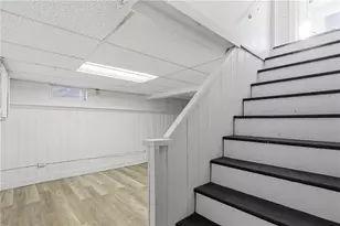 61 Rose Hill Dr, Cranston, RI 02920 - Photo 29