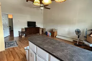 33 Halsey St, Newport, RI 02840 - Photo 13
