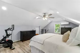 70 Tucker Ave, Cranston, RI 02905 - Photo 31