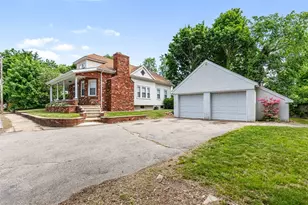 70 Tucker Ave, Cranston, RI 02905 - Photo 9