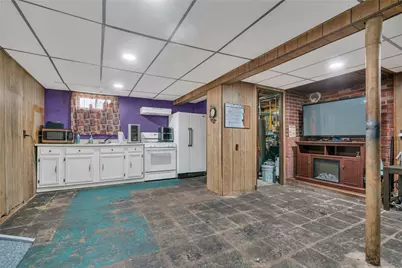 170 Quarry Street, East Providence, RI 02914 - Photo 21