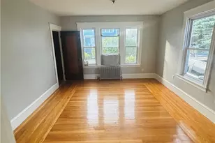 16 Binford St, Central Falls, RI 02863 - Photo 3