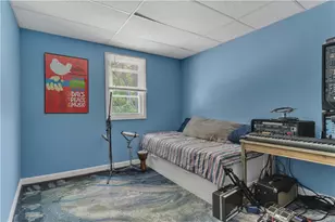 19 Hardwick St, Cumberland, RI 02864 - Photo 11