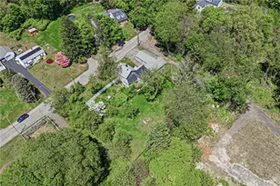 19 Hardwick St, Cumberland, RI 02864 - Photo 33