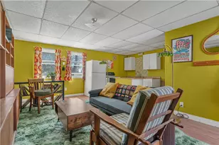 19 Hardwick St, Cumberland, RI 02864 - Photo 7