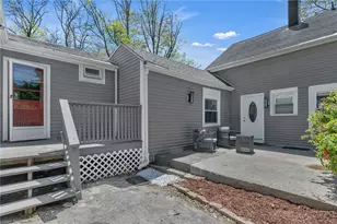 19 Hardwick St, Cumberland, RI 02864 - Photo 25