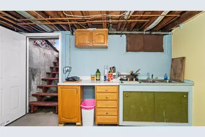 77 Minto Street, Providence, RI 02908 - Photo 31