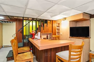 77 Minto St, Providence, RI 02908 - Photo 27