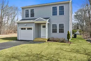 24 Blackburn St, Warwick, RI 02886 - Photo 1