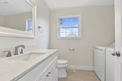 24 Blackburn Street, Warwick, RI 02886 - Photo 7