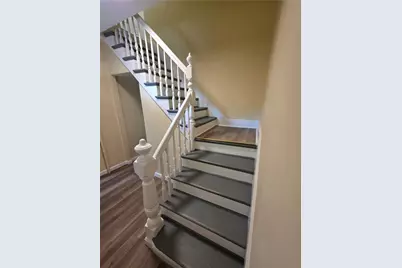 28 Carver Street, Pawtucket, RI 02860 - Photo 9