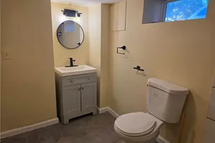 28 Carver St, Pawtucket, RI 02860 - Photo 29