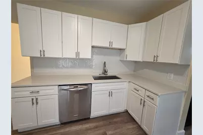28 Carver Street, Pawtucket, RI 02860 - Photo 5