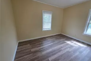 28 Carver St, Pawtucket, RI 02860 - Photo 17