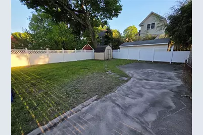28 Carver Street, Pawtucket, RI 02860 - Photo 37