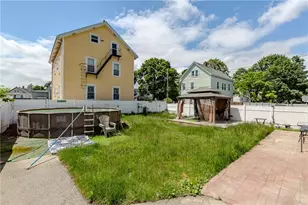 150 N Bend St, Pawtucket, RI 02860 - Photo 17