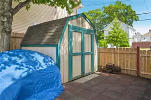 221 Early St, Providence, RI 02907 - Photo 3