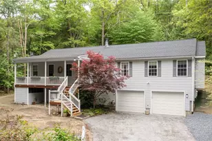 167 Vernon Dr, Glocester, RI 02814 - Photo 1