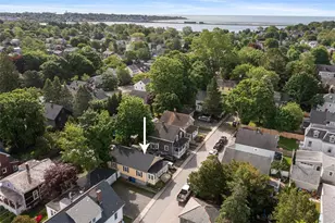 4 Findlay Pl, Newport, RI 02840 - Photo 31