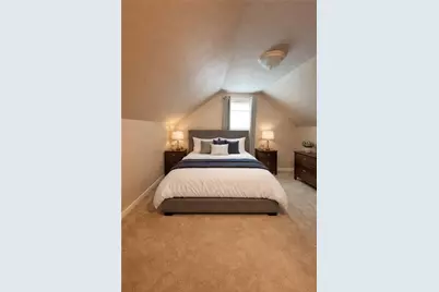 7 Bella Avenue, Pawtucket, RI 02861 - Photo 9