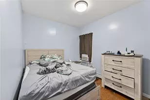 8 Arlington Ave, Cranston, RI 02920 - Photo 9