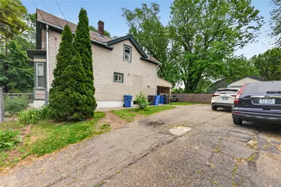 8 Arlington Avenue, Cranston, RI 02920 - Photo 3