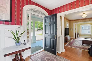 204 Spencer Ave, Warwick, RI 02818 - Photo 9