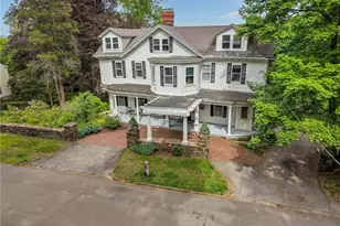 204 Spencer Ave, Warwick, RI 02818 - Photo 3