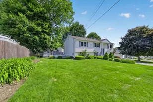 2 Garner Ave, Johnston, RI 02919 - Photo 7