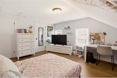 88 Grove Avenue, East Providence, RI 02914 - Photo 21