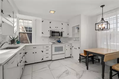 34 Bull Street, Newport, RI 02840 - Photo 19