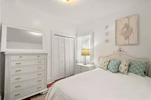 34 Bull St, Newport, RI 02840 - Photo 9