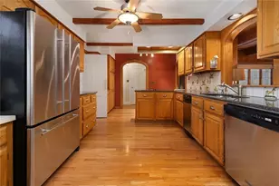 555 Great Rd, Lincoln, RI 02865 - Photo 11