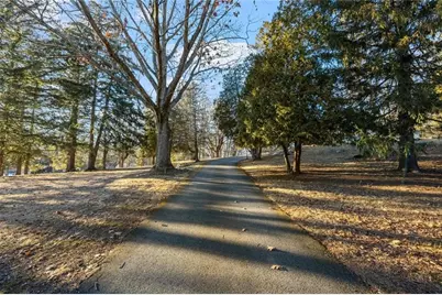 555 Great Road, Lincoln, RI 02865 - Photo 9